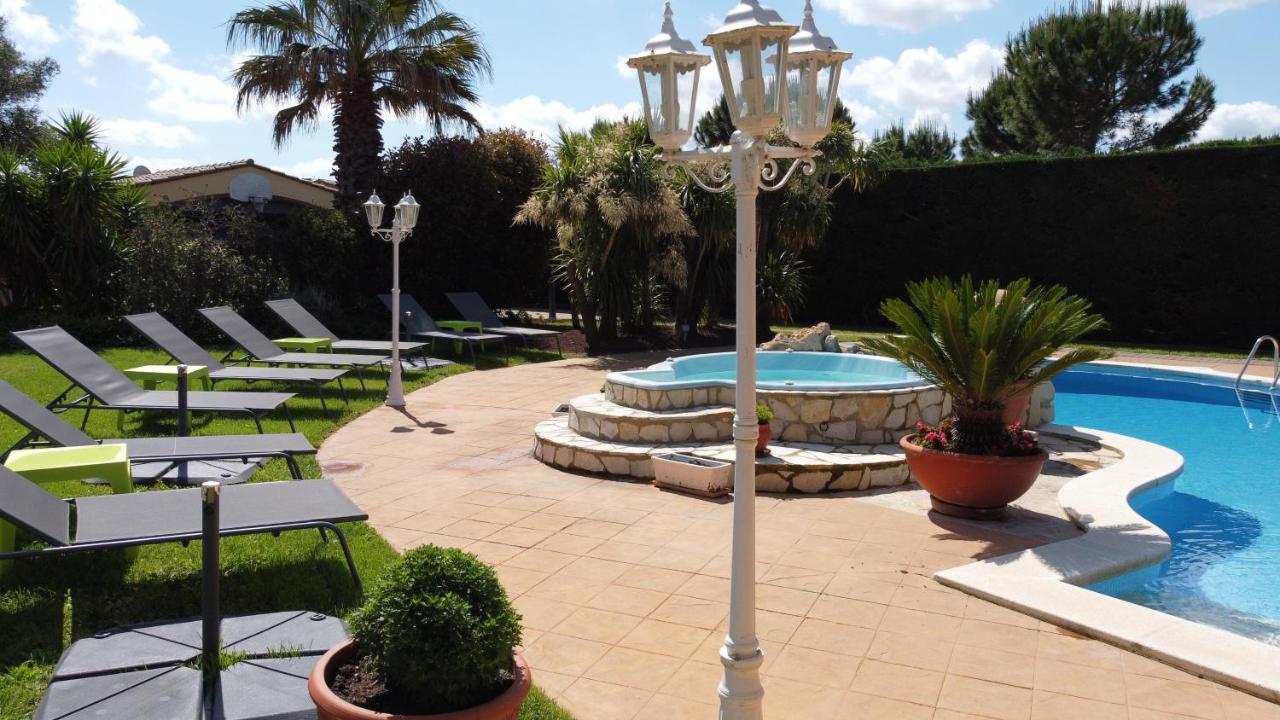 La Villa Du Golf Пералада Екстериор снимка